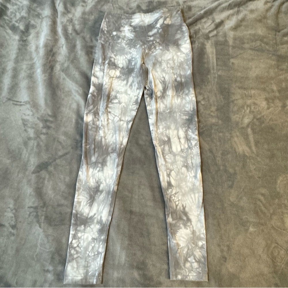 Garage Women's Gray Tie-Dye Leggings
#1298